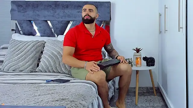 Zack Froone online show from November 2025 03:04:01 PM