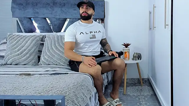 Zack Froone online show from November 2025 03:02:01 PM