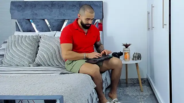 Zack Froone online show from November 2025 01:33:02 PM