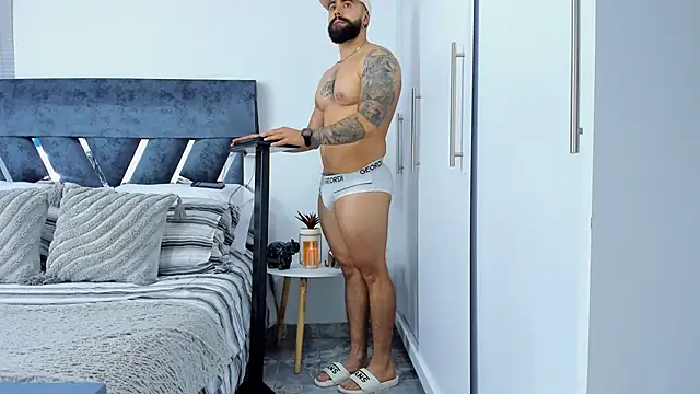 Zack Froone online show from November 2025 01:59:01 PM