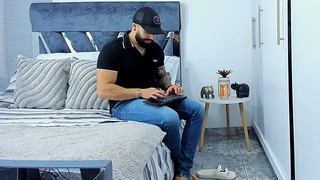 Zack Froone online show from November 2025 12:49:01 PM