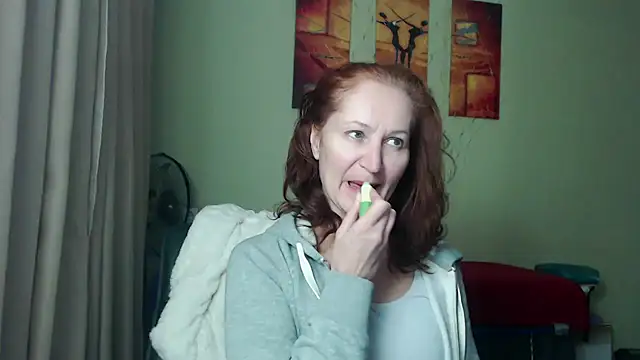 AmellyGrand online show from November 2025 03:50:01 PM