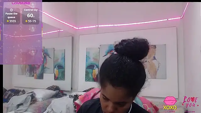 Snapshot of alegriamartinez chatting on October 2025 07:35:01 PM alegriamartinez online show from October 2025 07:35:01 PM