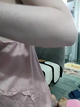 I AM NOT A SLUT online show from October 2025 02:44:02 AM