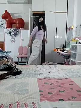 I AM NOT A SLUT online show from October 2025 03:49:02 AM