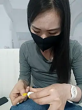 I AM NOT A SLUT online show from March 2025 03:13:02 AM