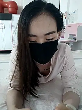 I AM NOT A SLUT online show from October 2025 02:10:01 AM