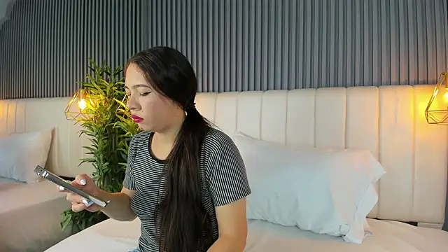 SaraRiley online show from November 2025 10:46:02 PM