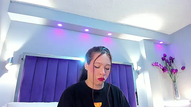 SaraRiley online show from October 2025 10:54:02 PM