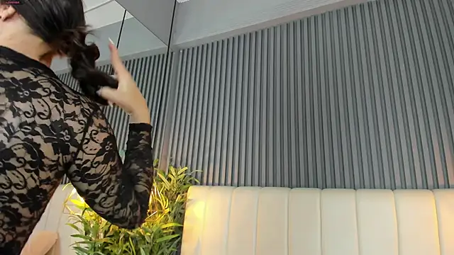 SaraRiley online show from December 2025 10:37:01 PM