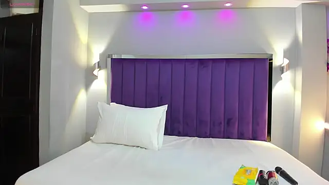 SaraRiley online show from September 2025 10:42:01 PM