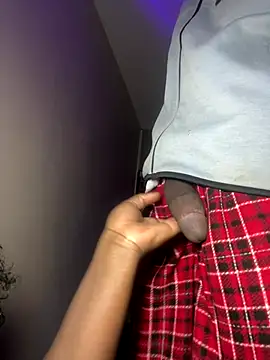 skiihot online show from September 2025 07:53:01 PM