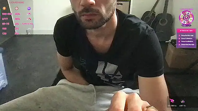 Snapshot of athenphysics chatting on April 2026 02:35:02 PM athenphysics online show from April 2026 02:35:02 PM