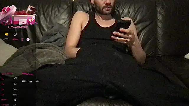 Snapshot of athenphysics chatting on December 2024 04:50:01 PM athenphysics online show from December 2024 04:50:01 PM