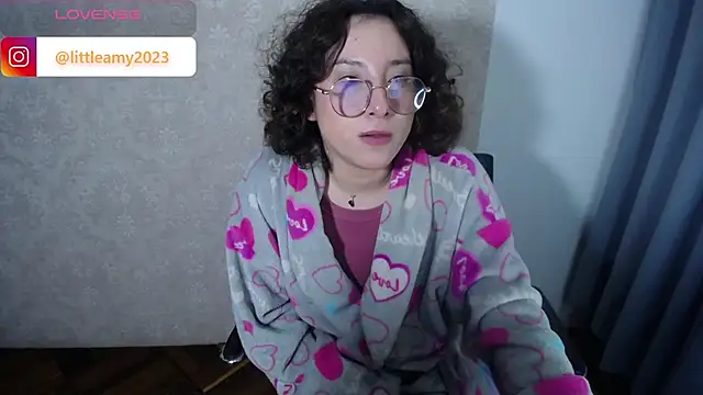 little  amy  online show from February 2025 12:19:02 AM