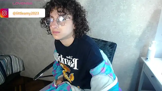 little  amy  online show from March 2025 10:07:02 AM