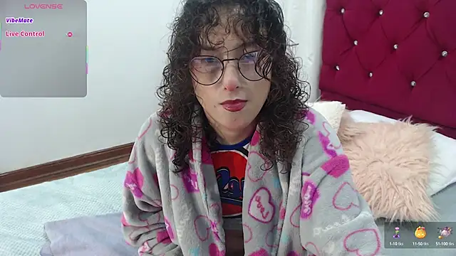 little  amy  online show from October 2025 08:20:02 PM