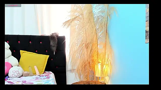 natacha wolf online show from February 2026 09:09:02 PM