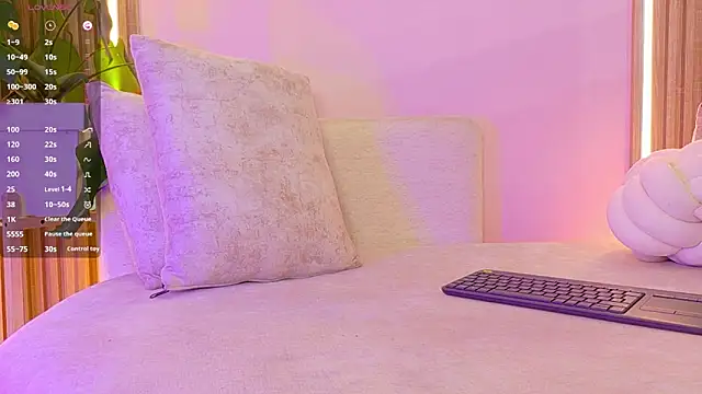 Snapshot of alison_collins chatting on November 2025 11:15:02 AM alison collins online show from November 2025 11:15:02 AM