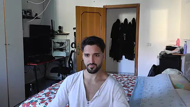 Snapshot of Alexox02 chatting on October 2025 10:49:01 AM Alexox02 online show from October 2025 10:49:01 AM