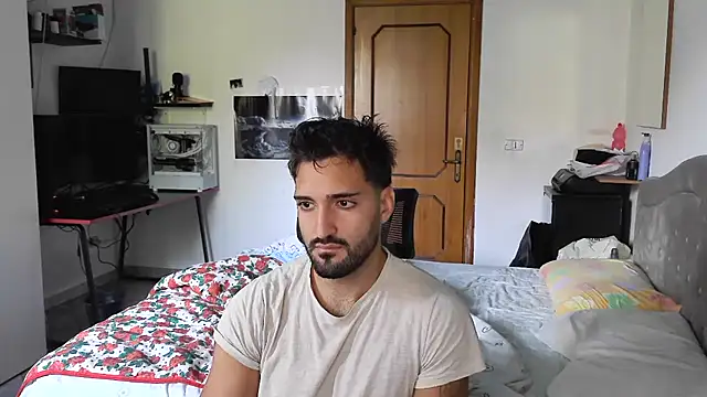 Snapshot of Alexox02 chatting on October 2025 08:48:02 AM Alexox02 online show from October 2025 08:48:02 AM