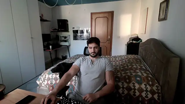 Snapshot of Alexox02 chatting on December 2024 12:27:01 PM Alexox02 online show from December 2024 12:27:01 PM