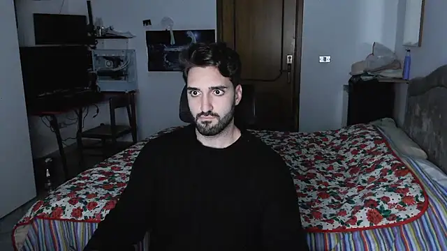 Snapshot of Alexox02 chatting on November 2025 09:26:02 PM Alexox02 online show from November 2025 09:26:02 PM