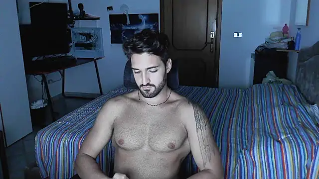 Snapshot of Alexox02 chatting on September 2025 06:04:02 PM Alexox02 online show from September 2025 06:04:02 PM