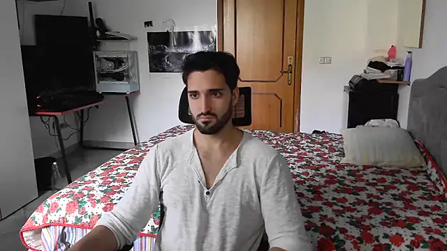 Snapshot of Alexox02 chatting on October 2025 02:17:02 PM Alexox02 online show from October 2025 02:17:02 PM