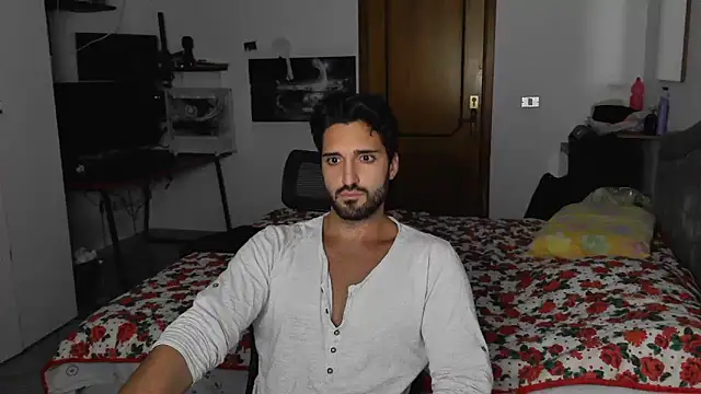 Snapshot of Alexox02 chatting on October 2025 07:15:02 PM Alexox02 online show from October 2025 07:15:02 PM