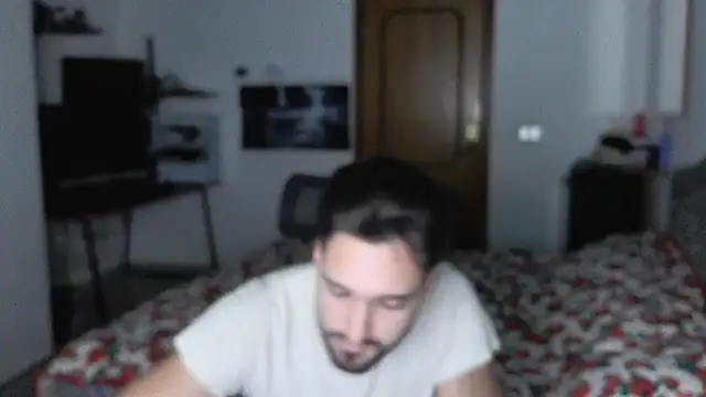 Snapshot of Alexox02 chatting on October 2025 07:02:01 PM Alexox02 online show from October 2025 07:02:01 PM