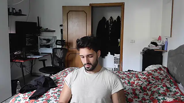 Snapshot of Alexox02 chatting on October 2025 11:42:02 AM Alexox02 online show from October 2025 11:42:02 AM