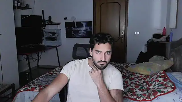 Snapshot of Alexox02 chatting on October 2025 05:46:01 PM Alexox02 online show from October 2025 05:46:01 PM