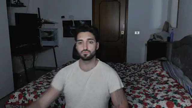 Snapshot of Alexox02 chatting on November 2025 06:56:02 PM Alexox02 online show from November 2025 06:56:02 PM