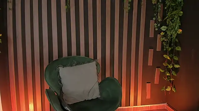 Kleeopatra  online show from February 2025 09:46:02 PM