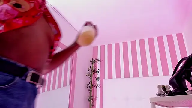 Coco Kiss online show from March 2026 07:32:02 PM