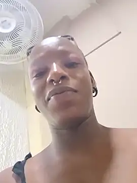 Coco Kiss online show from April 2026 06:36:01 PM