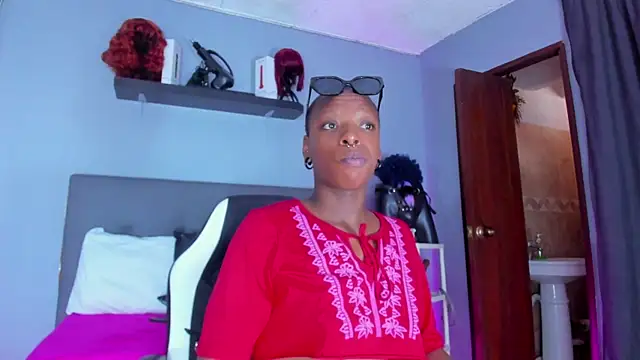 Coco Kiss online show from February 2026 07:11:01 PM