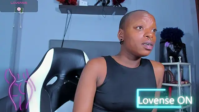 Coco Kiss online show from March 2026 07:12:02 PM