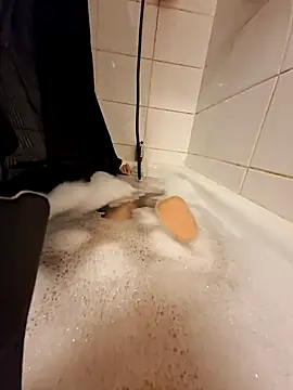 Snapshot of La_patronne_eva chatting on November 2025 10:21:02 PM La patronne eva online show from November 2025 10:21:02 PM