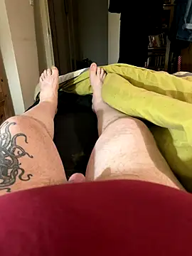 Snapshot of chatting on November 2025 09:18:01 PM online show from November 2025 09:18:01 PM