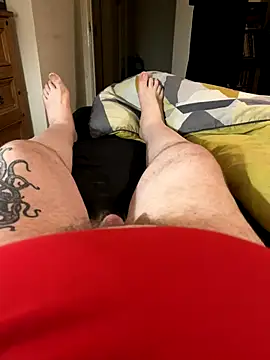 Snapshot of chatting on November 2025 09:07:02 PM online show from November 2025 09:07:02 PM