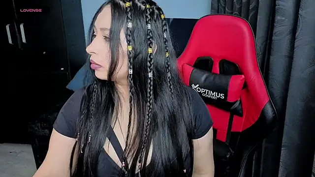 charlotee lovee69 online show from November 2025 01:53:02 AM