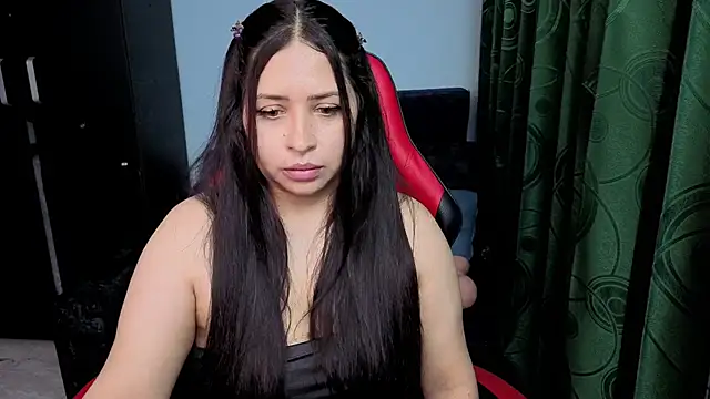 charlotee lovee69 online show from May 2026 11:19:01 PM