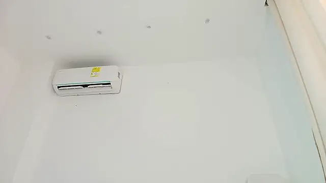 mollyrivera online show from March 2026 10:32:01 PM