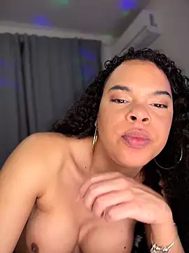 naomikandra online show from December 2025 01:57:01 PM