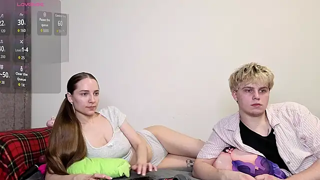 Emily and Ilumi online show from March 2026 09:42:01 PM