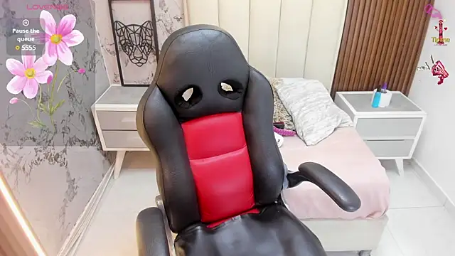 MILEY JOAS2 online show from January 2026 07:28:02 PM