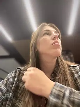 MommmyYummy online show from October 2025 11:09:02 AM