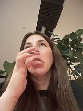 MommmyYummy online show from December 2025 11:16:02 AM